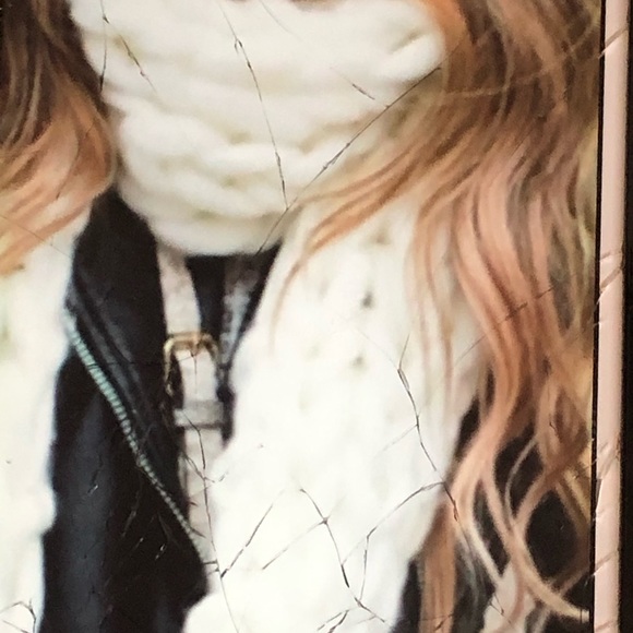 New free people scarf 🧣 - Picture 2 of 6